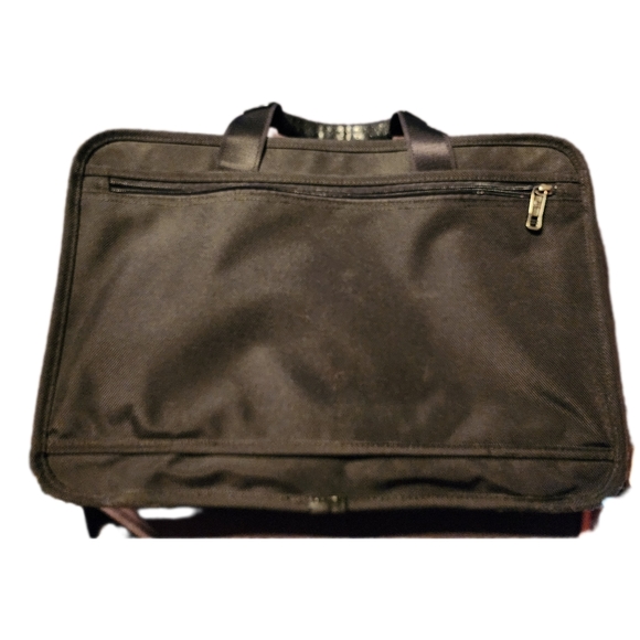 Victorinox Laptop Brief - Picture 2 of 6